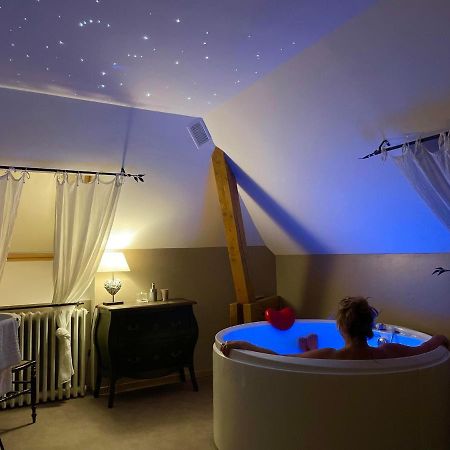 Maison D'Hotes & Spa La Vallee Des Reves Nods Ngoại thất bức ảnh